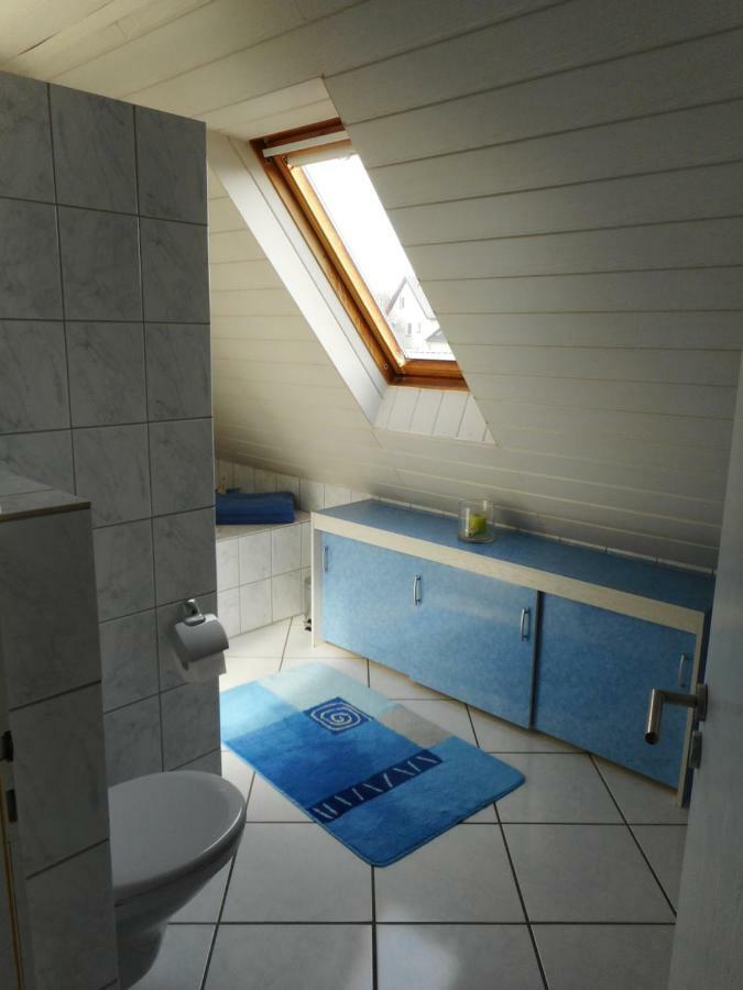 Modernes Ferienhaus Der Besonderen Art Mit Garten Lohne  Exterior photo